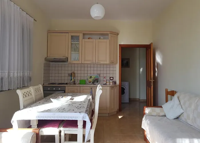 Family Golem (Tirana)